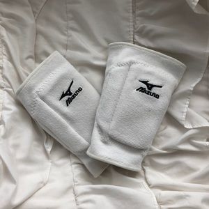 Mizuno Volleyball Knee Pads